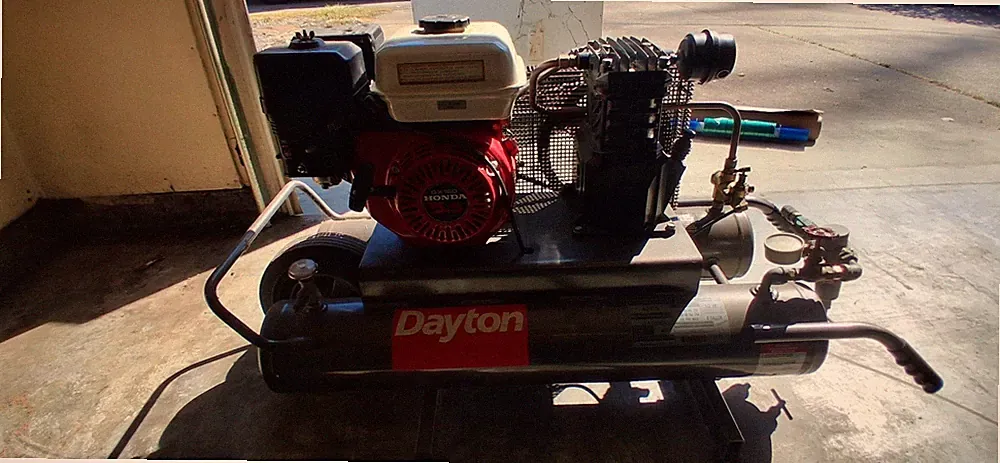 Dayton 8 Gallon Air Compressor