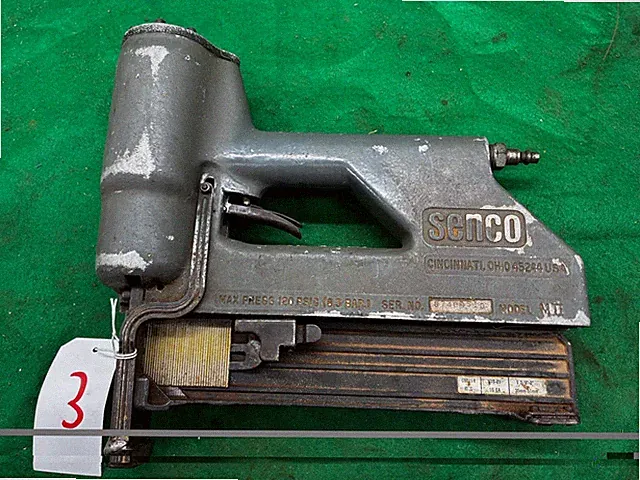 SENCO AIR POWERED CROWN STAPLE GUN STAPLER, MII (M2) -3